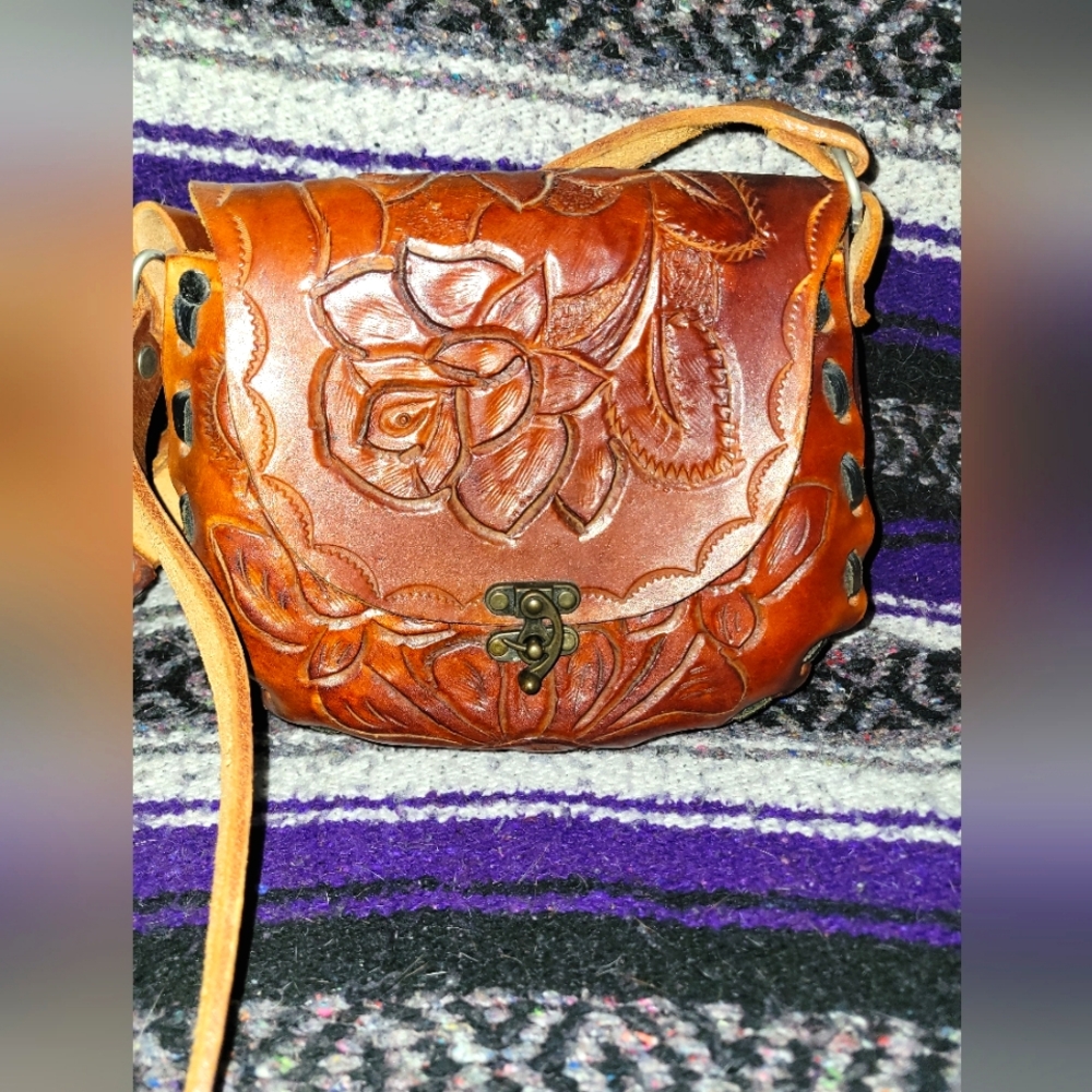 Mexican Rose Engraved Leather Purse